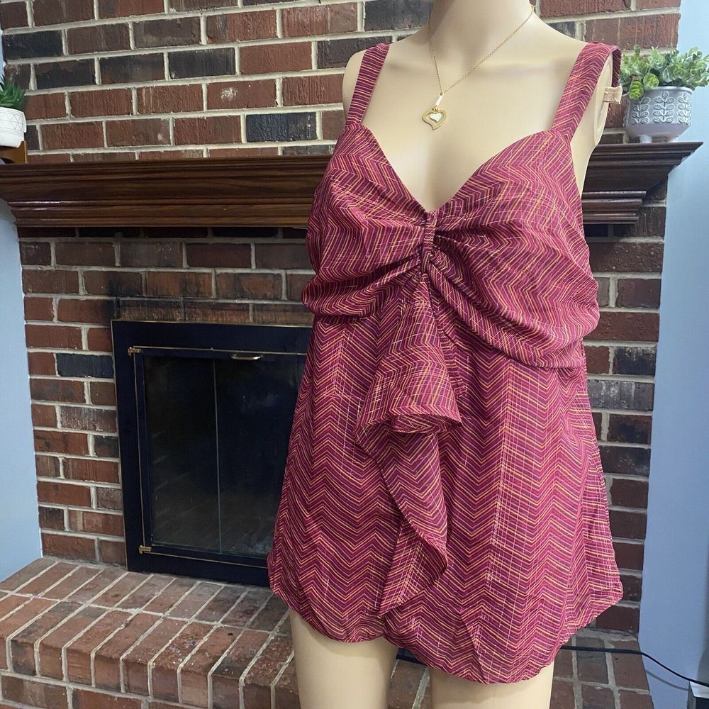 LANE BRYANT Women Size 14 Tank Top Shirt Red‎ Orange Sparkles Sleeveless Ruffle